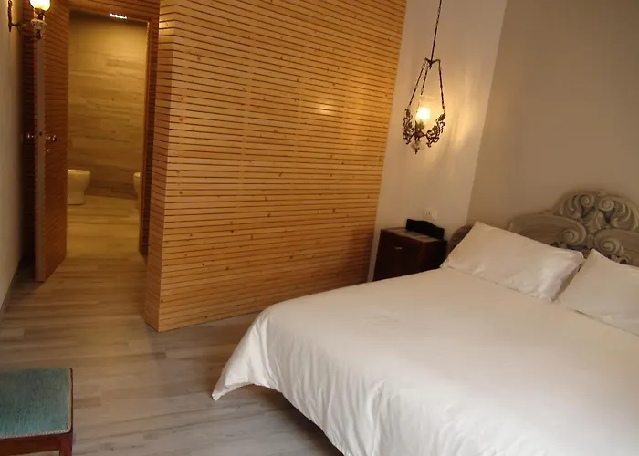55 Bed and Breakfast 4*