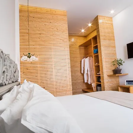 55 Bed & Breakfast Noto