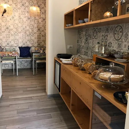 55 Bed and breakfast